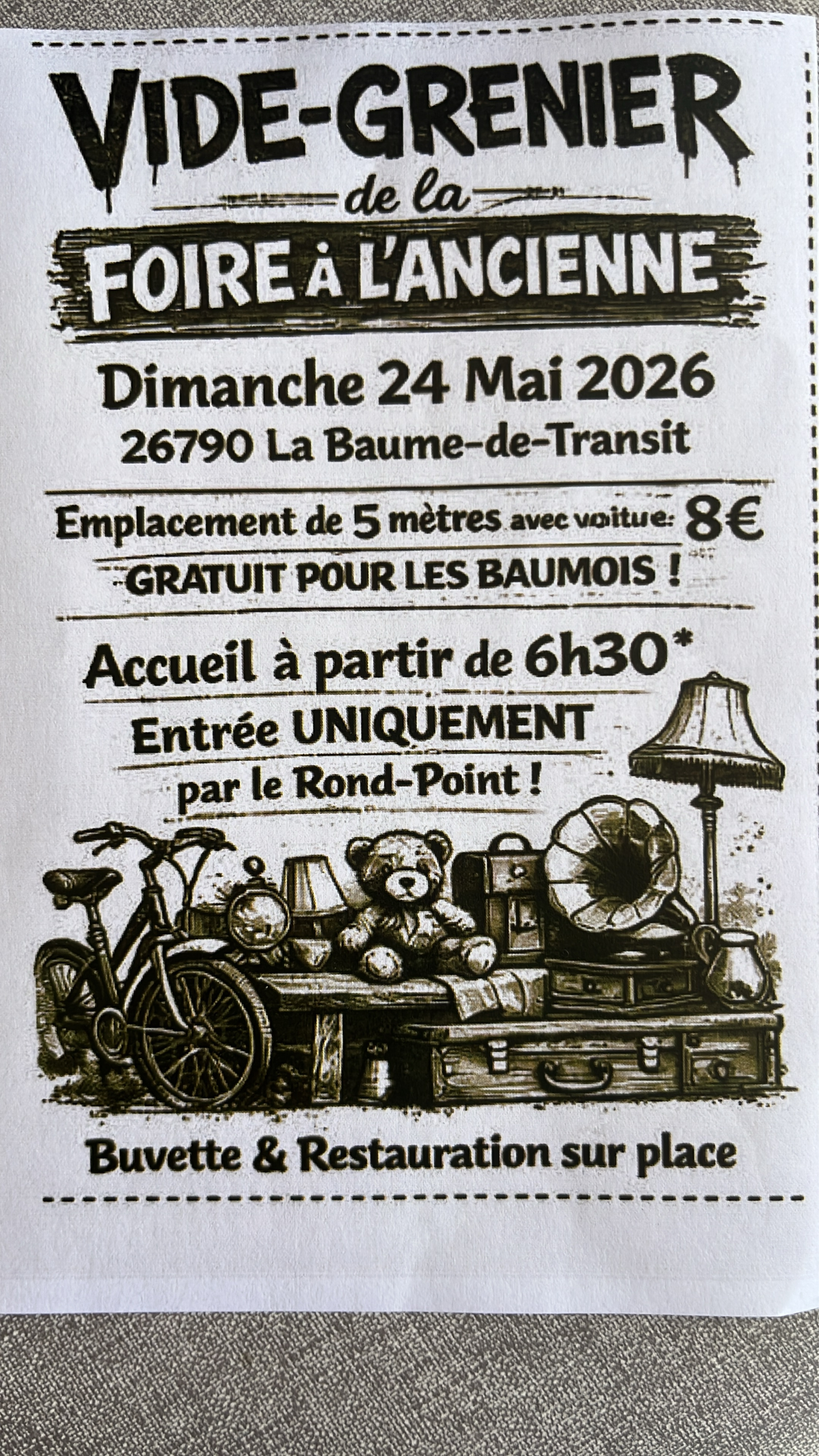 Vide-grenier à La baume de transit